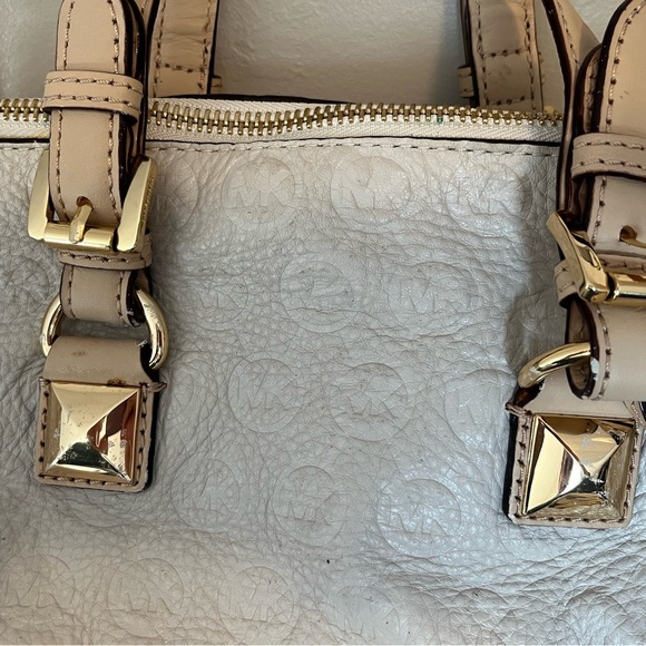 Michael Kors Chain Satchel Bag- Vanilla - Picture 6 of 16